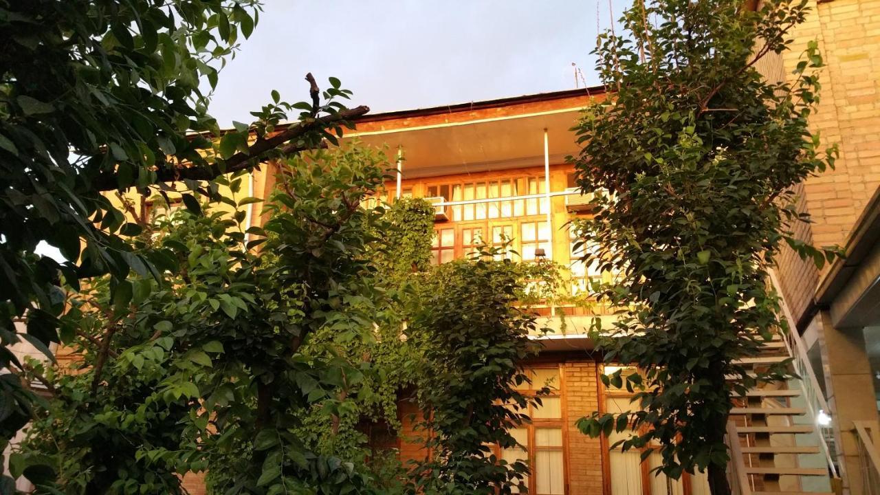 Gulnara Guesthouse Tasjkent Buitenkant foto