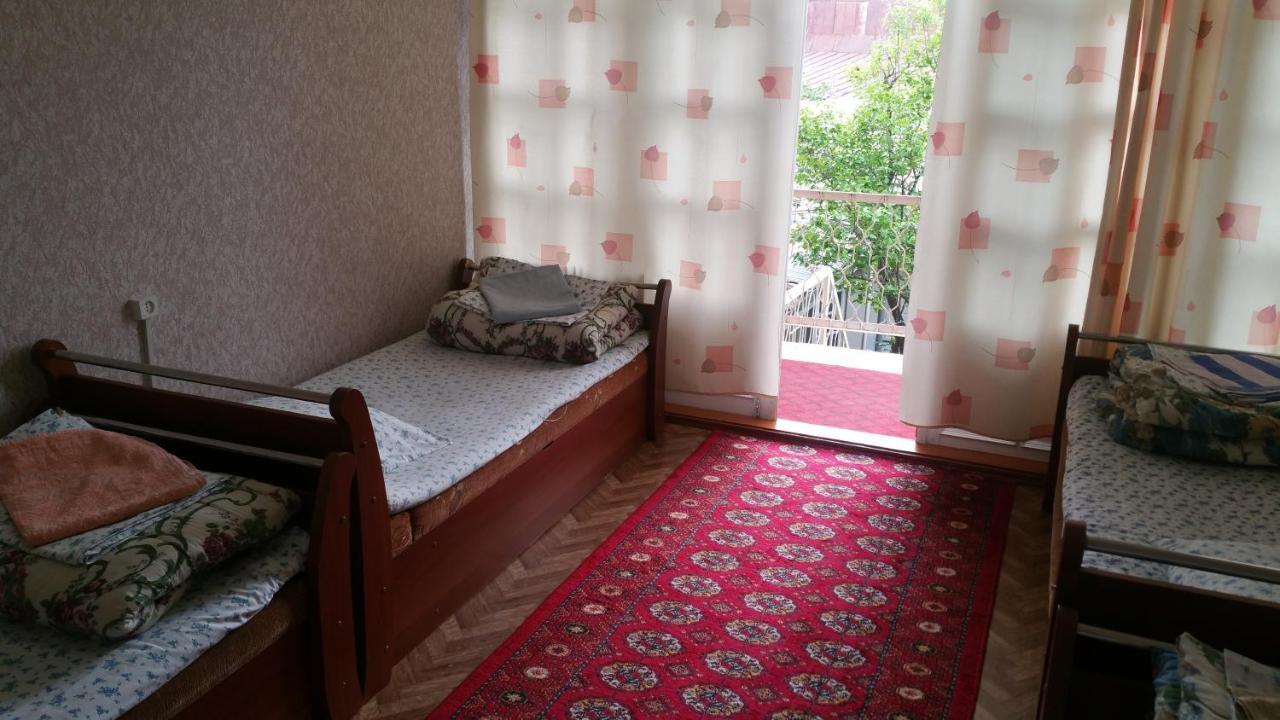 Gulnara Guesthouse Tasjkent Buitenkant foto