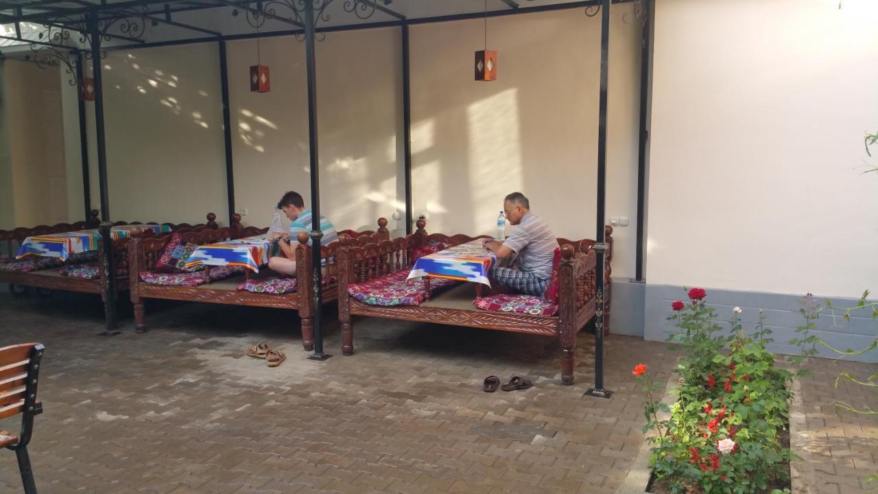 Gulnara Guesthouse Tasjkent Buitenkant foto