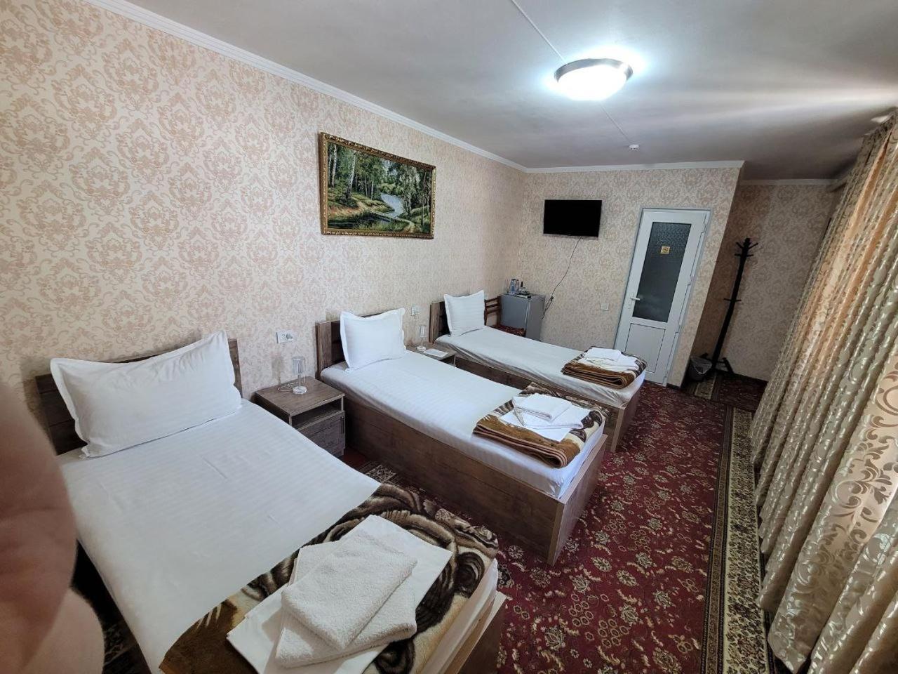 Gulnara Guesthouse Tasjkent Buitenkant foto